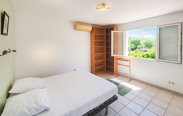 Holiday Home - Prades-sur-Vernazobre , France - FLH437 601