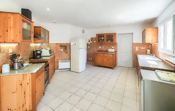 Holiday Home - Prades-sur-Vernazobre , France - FLH437 5