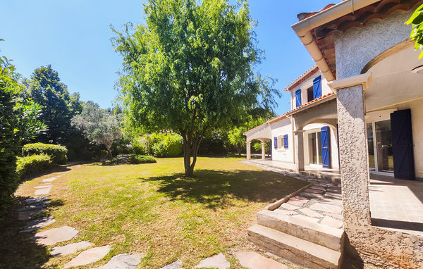 Holiday Home - Prades-sur-Vernazobre , France - FLH437 103