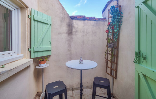 Location de vacances - Abeilhan , France - FLH440 102