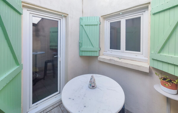 Location de vacances - Abeilhan , France - FLH440 103