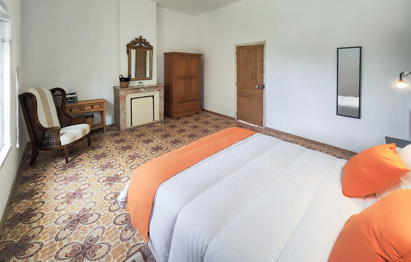 Location de vacances - Faugères , France - FLH444 606