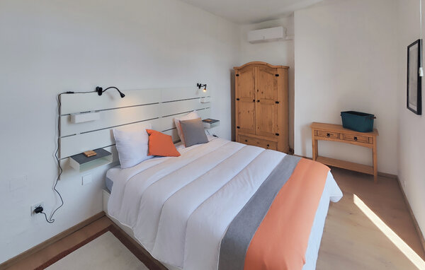 Location de vacances - Faugères , France - FLH444 610