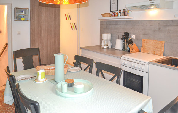 Location de vacances - Saint-Gervais-sur-Mare , France - FLH512 2