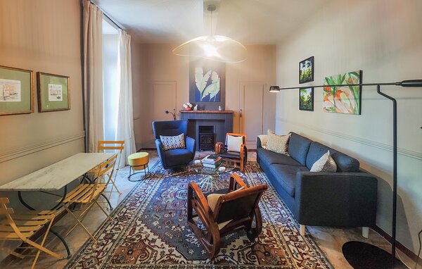 Location de vacances - Saint-Chinian , France - FLH619 301