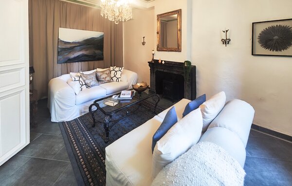 Location de vacances - Saint-Chinian , France - FLH619 303