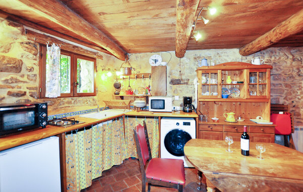 Feriehus - Assignan , Frankrike - FLH627 401