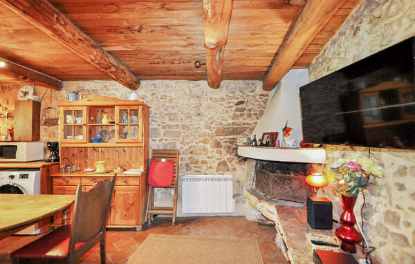 Feriehus - Assignan , Frankrike - FLH627 301