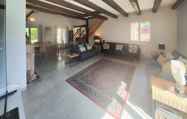 Location de vacances - Assignan , France - FLH640 302