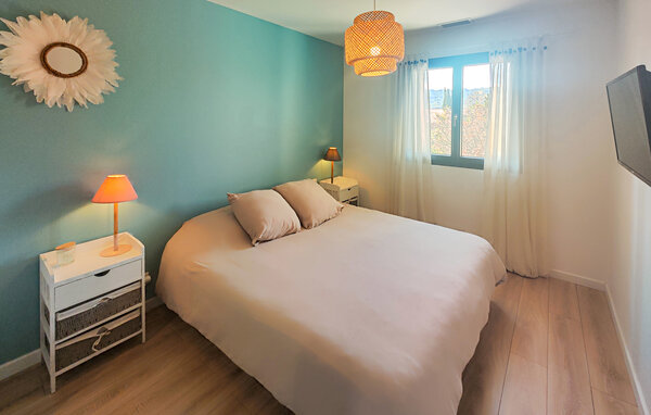 Location de vacances - Cébazan , France - FLH664 601