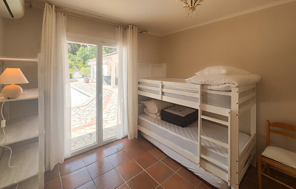 Location de vacances - Laurens , France - FLH666 611