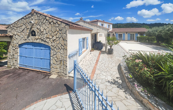 Location de vacances - Laurens , France - FLH666 81