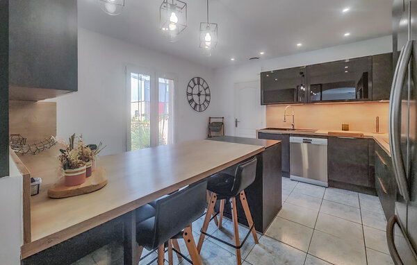 Location de vacances - Cessenon sur Orb , France - FLH677 403