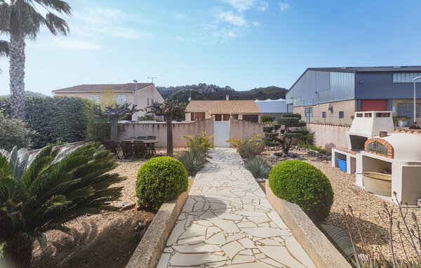 Location de vacances - Cessenon sur Orb , France - FLH677 106