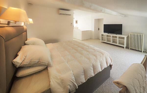 Location de vacances - Pailhes , France - FLH683 608