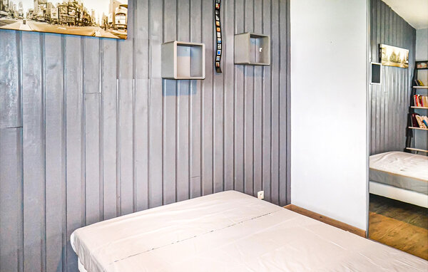 Casa de vacaciones - MONTBAZIN , Francia - FLH690 605