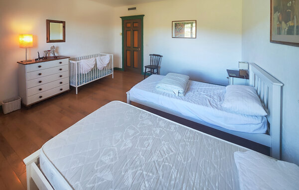 Semesterhus - Faugères , Frankrike - FLH691 605