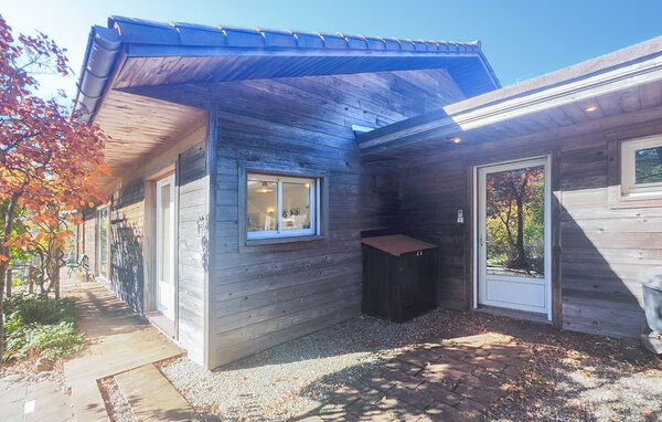 Semesterhus - Faugères , Frankrike - FLH691 82