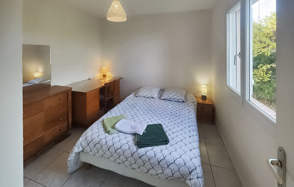 Location de vacances - Saint Chinian , France - FLH692 606