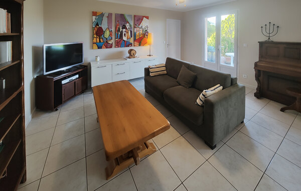 Location de vacances - Saint Chinian , France - FLH692 302