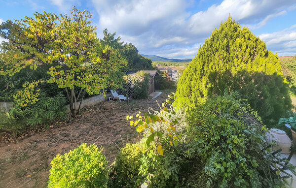 Location de vacances - Saint Chinian , France - FLH692 103