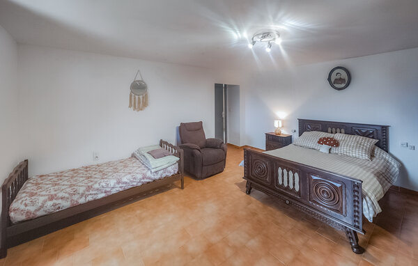 Location de vacances - Pardailhan , France - FLH694 603