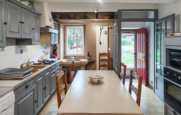 Location de vacances - Pardailhan , France - FLH694 3