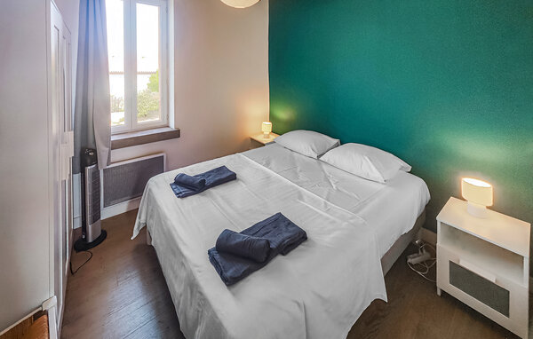 Holiday Home - Villespassans , France - FLH698 607