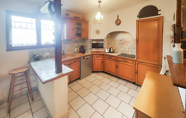 Location de vacances - Saint Chinian , France - FLH723 6