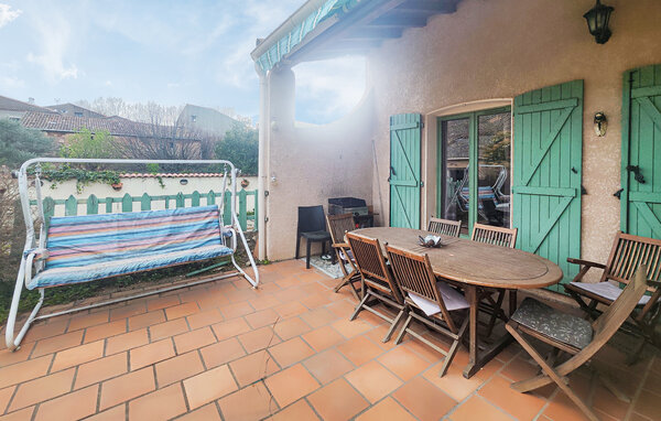 Location de vacances - Saint Chinian , France - FLH723 102