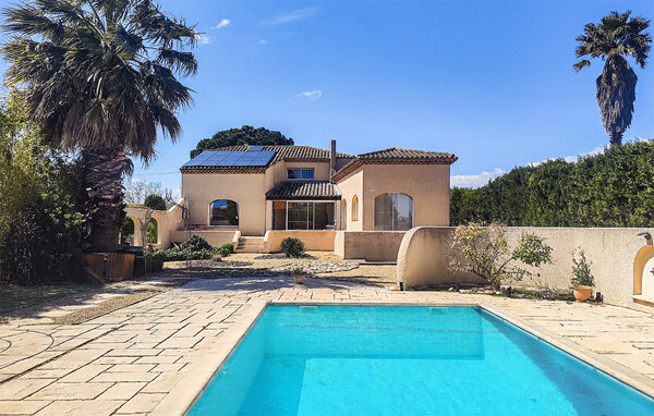 Location de vacances - Montady , France - FLH725 1