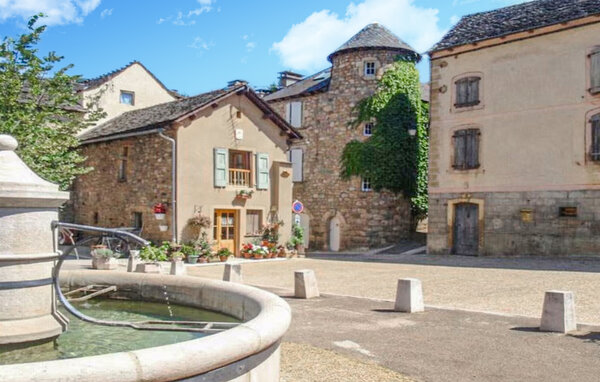 Location de vacances - Quezac , France - FLL012 1