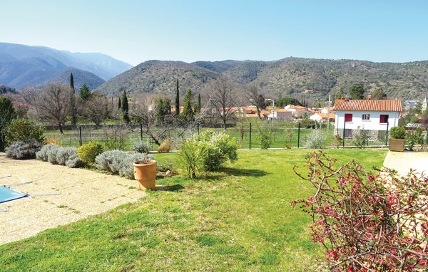 Vakantiehuis - Prades , Frankrijk - FLP014 101
