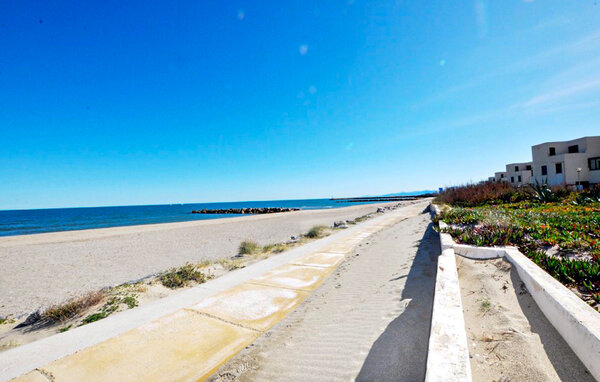 Holiday Home - Canet-en-Roussillon Plage , France - FLP316 5
