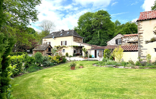 Location de vacances - Jouqueviel , France - FMT053 1