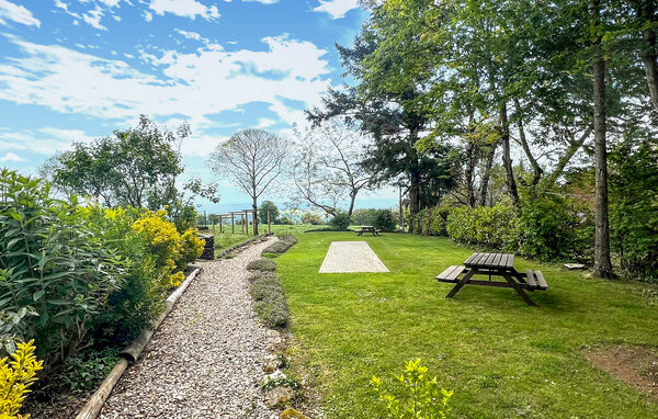 Location de vacances - Jouqueviel , France - FMT053 103