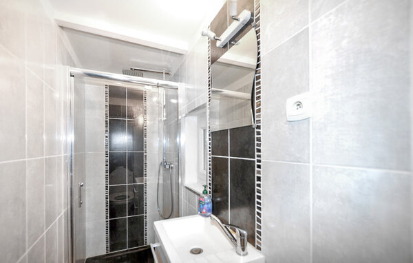 Casa de vacaciones - Saint-Amans-Valtoret , Francia - FMT056 704