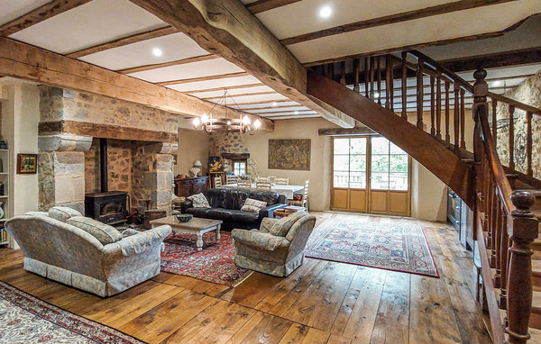 Feriebolig Beautifully renovated barn