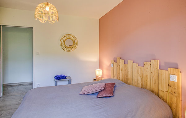 Apartment - Conques-En-Rouergue , France - FMV069 602