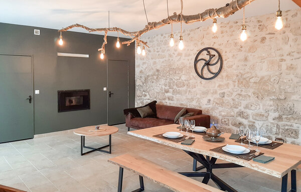 Holiday Home - VAUXAILLON , France - FNA047 3