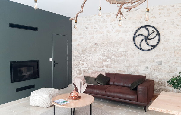 Holiday Home - VAUXAILLON , France - FNA047 301