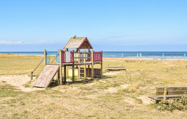 Holiday Home - Deux-Jumeaux , France - FNC172 902