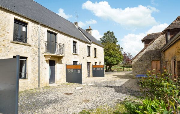 Location de vacances - Arromanches-Les-Bains , France - FNC282 82