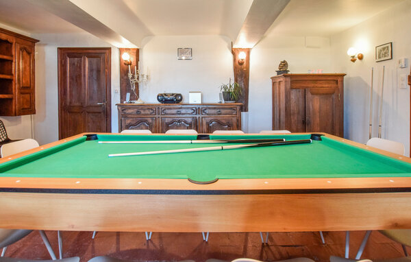 Holiday Home - Mézidon Vallée d'Auge , France - FNC303 801