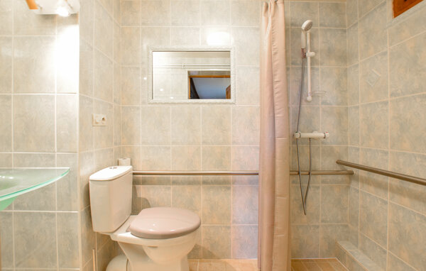 Holiday Home - Mézidon Vallée d'Auge , France - FNC303 704