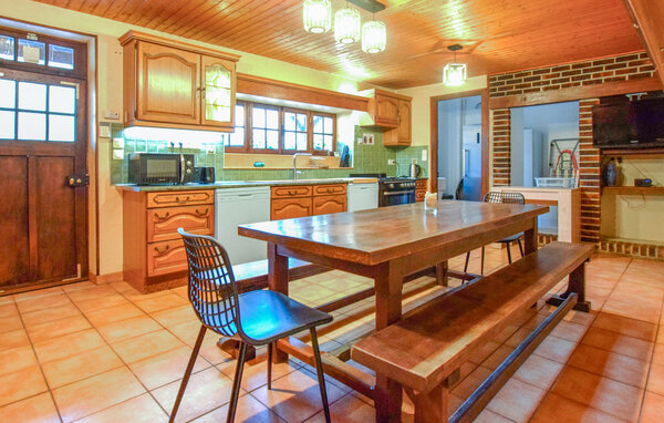 Holiday Home - Mézidon Vallée d'Auge , France - FNC303 7