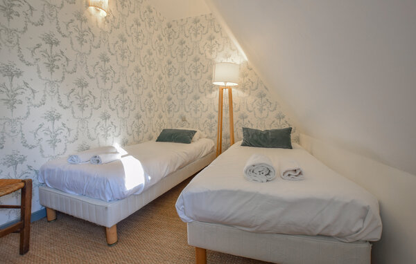 Vakantiehuis - Saint-Etienne-la-Thillaye , Frankrijk - FNC315 612