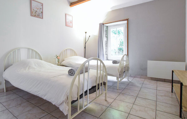 Location de vacances - SAINT-GERMAIN-DU-PERT , France - FNC324 603