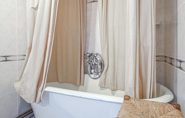 Holiday Home - COURSEULLES-SUR-MER , France - FNC331 701