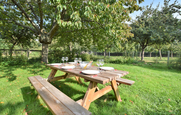 Holiday Home - Saint-Pierre-de-Cormeilles , France - FNE021 101